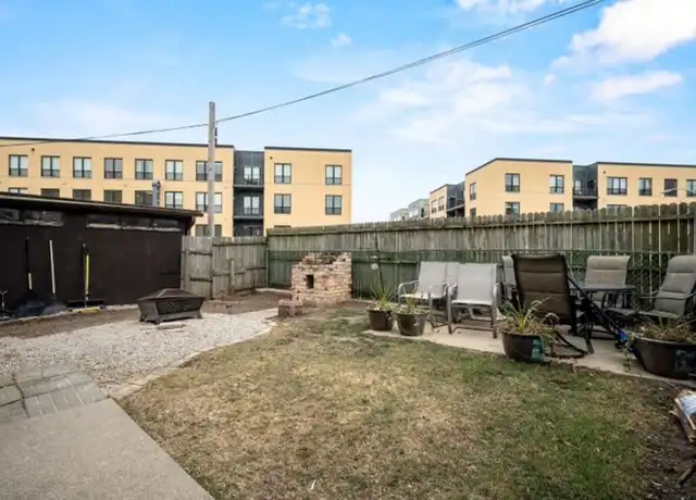 Property at 718 E Pearson St, Milwaukee, WI, 53202, 2 beds, 1 bath, [object Object]