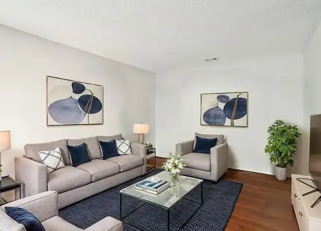 Property at University Ridge Apartments - 3611 University Dr, Durham, NC, 27707, 1 bed, 1 bath, [object Object]