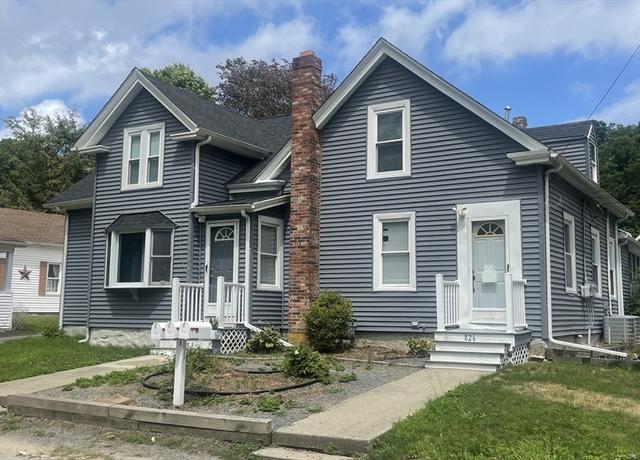 Photo of 824 Dighton Ave Unit 3, Taunton, MA 02780