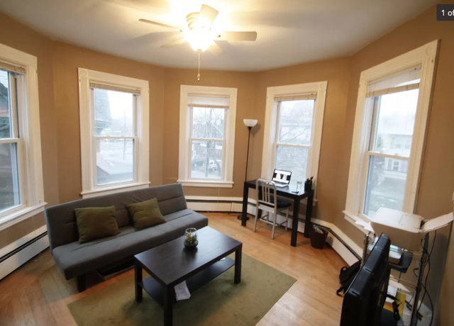 Photo of 296 Washington Ave Unit 2, Providence, RI 02905