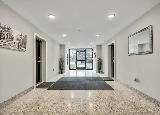 Property at Modern Living With Historic Charm - 859 McCallie Ave, Chattanooga, TN, 37403, 0 beds, 1 bath, [object Object]