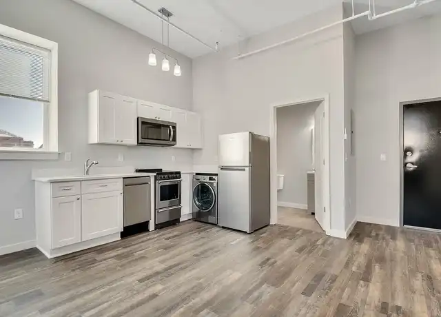 Property at Modern Living With Historic Charm - 859 McCallie Ave, Chattanooga, TN, 37403, 0 beds, 1 bath, [object Object]
