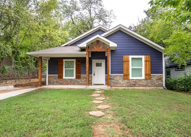 Property at 423 W Walker St, Denison, TX, 75020, 3 beds, 2 baths, [object Object]
