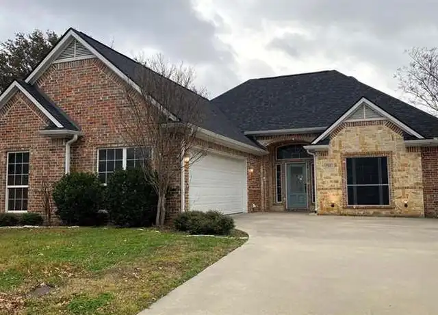 Property at 733 Madison Pl, Sherman, TX, 75092, 3 beds, 2 baths, [object Object]