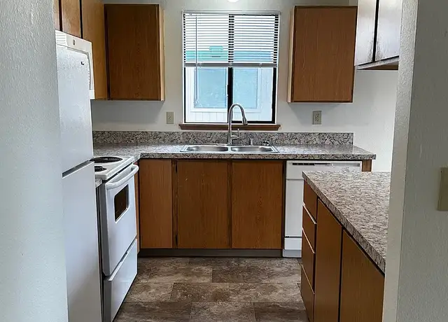 Photo of 14216 Pacific Ave S, Tacoma, WA 98444