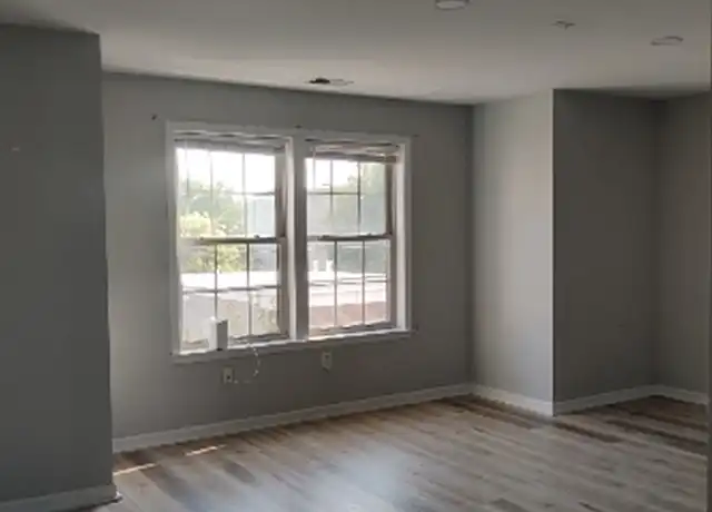 Property at 1621 W Oxford St Unit C2, Philadelphia, PA, 19121, 5 beds, 5.5 baths, [object Object]