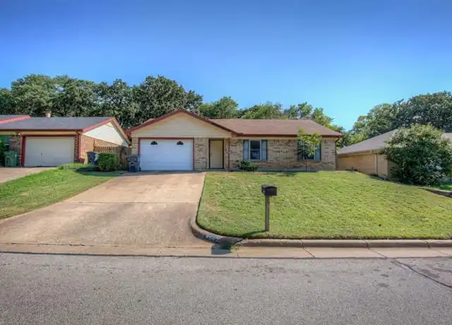 Property at 6406 Springfield Dr, Arlington, TX, 76016, 3 beds, 2 baths, [object Object]