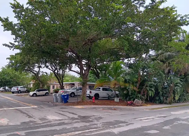 Property at 404 NE 22nd Ave Unit 3, Pompano Beach, FL, 33062, 1 bed, 1 bath, [object Object]
