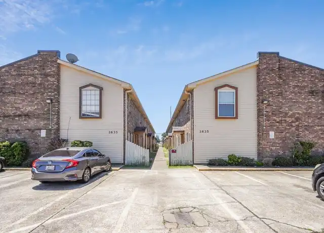 Property at 1635 Newport Pl, Kenner, LA, 70065, 2 beds, 1.5 baths, [object Object]