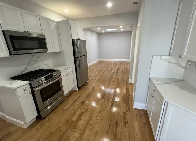 Property at 372 Oxford St Unit 6, Cambridge, MA, 02140, 2 beds, 1 bath, [object Object]