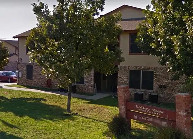Property at 513 N Pecan Creek Trl, Valley View, TX, 76272, 1 bed, 1 bath, [object Object]