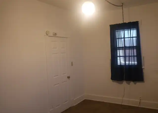 Property at 716 E 4th Ave Unit 6, Hutchinson, KS, 67501, 1 bed, 1 bath, [object Object]