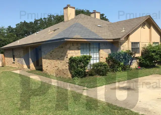 Property at 225 Shady Valley Dr, Mansfield, TX, 76063, 2 beds, 2 baths, [object Object]