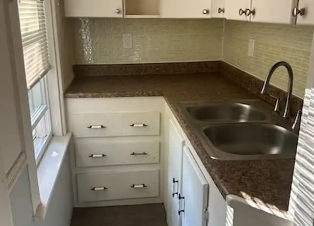 Property at 104 Rodney St #1, Worcester, MA, 01605, 2 beds, 1.5 baths, [object Object]