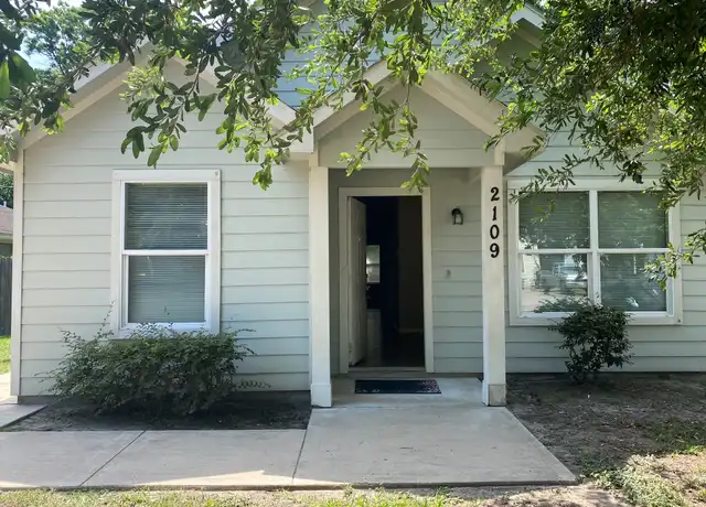 Property at 2109 Davis St, Houston, TX, 77026, 3 beds, 2 baths, [object Object]