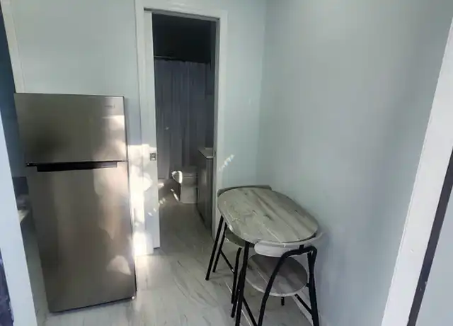 Property at 3530 Knights Station Rd Unit B, Lakeland, FL, 33810, 1 bed, 1 bath, [object Object]