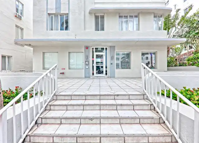 Property at 3710 Collins Ave Unit N202, Miami Beach, FL, 33140, 1 bed, 1 bath, [object Object]