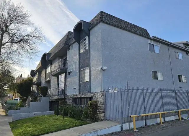 Property at 11027 Hartsook St, North Hollywood, CA, 91601, 2 beds, 2 baths, [object Object]