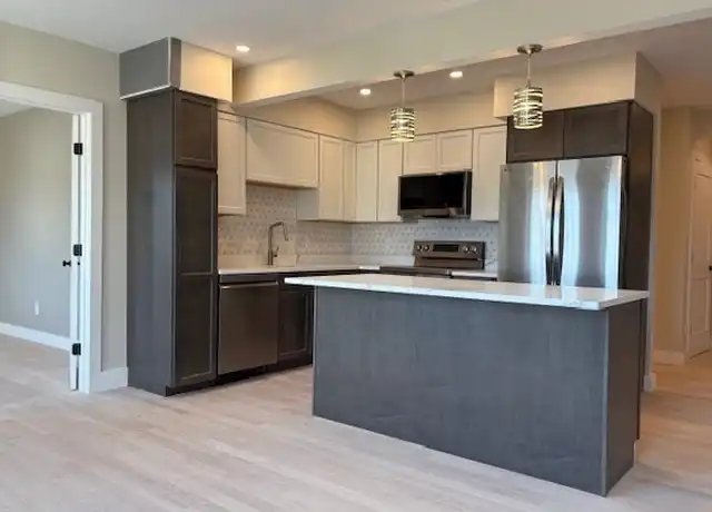 Property at 70 Summer St Unit UL 1, Kingston, MA, 02364, 2 beds, 1.5 baths, [object Object]