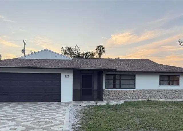 Property at 4524 SE 11th Pl, Cape Coral, FL, 33904, 4 beds, 2 baths, [object Object]