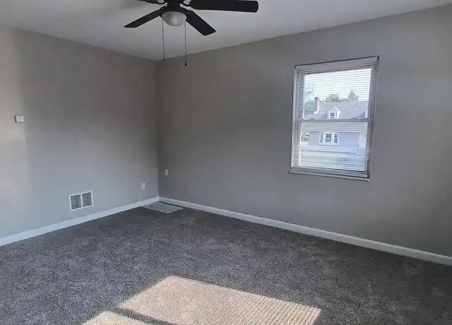 Property at 237 E Xenia Dr Unit 237 C, Fairborn, OH, 45324, 1 bed, 1 bath, [object Object]