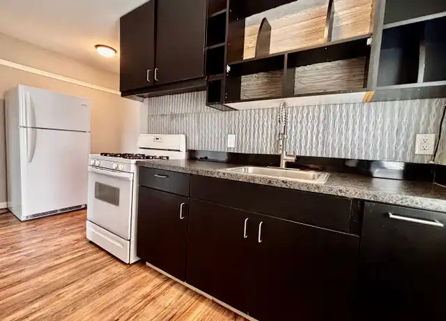Property at 237 E Xenia Dr Unit 237 C, Fairborn, OH, 45324, 1 bed, 1 bath, [object Object]