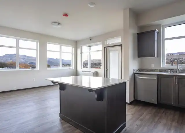 Property at Riverfront Village - 315 N Worthen St, Wenatchee, WA, 98801, 0-2 beds, 1-2 bath, [object Object]