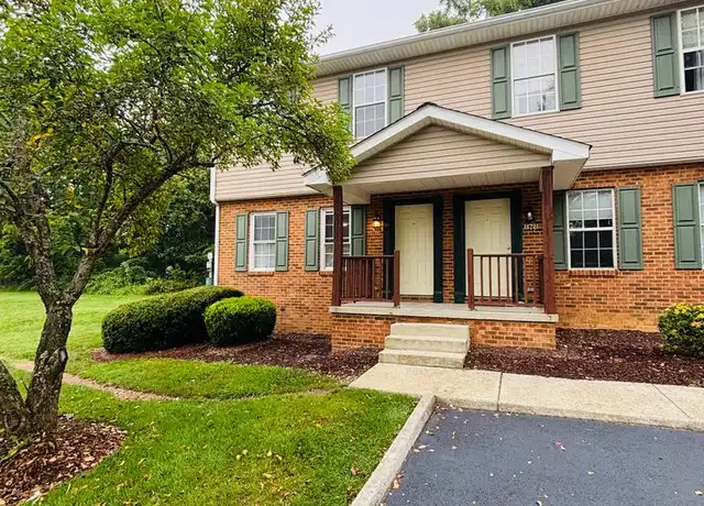 Property at 876 Patrick Henry Dr, Blacksburg, VA, 24060, 4 beds, 3 baths, [object Object]