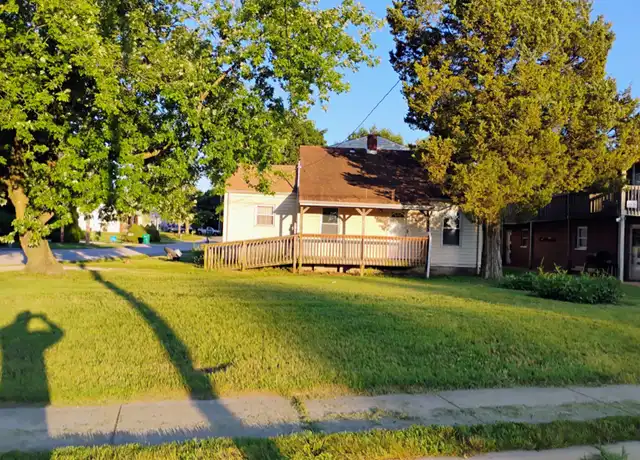 Property at 3600 Falling Springs Rd Unit A, Sauget, IL, 62206, 4 beds, 2 baths, [object Object]