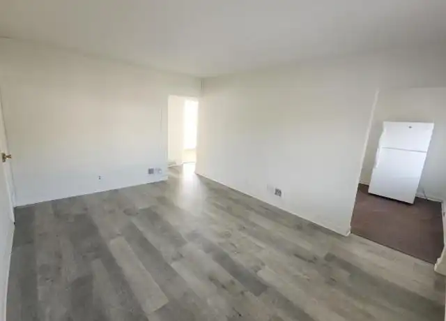Property at 2706 Oxford Ave, Dayton, OH, 45406, 2 beds, 1 bath, [object Object]