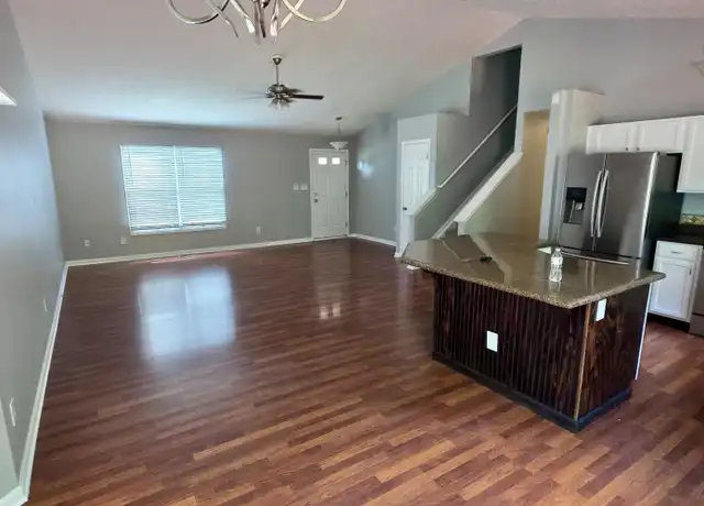 Property at 4503 Fallen Apple Ln, Louisville, KY, 40218, 3 beds, 2.5 baths, [object Object]