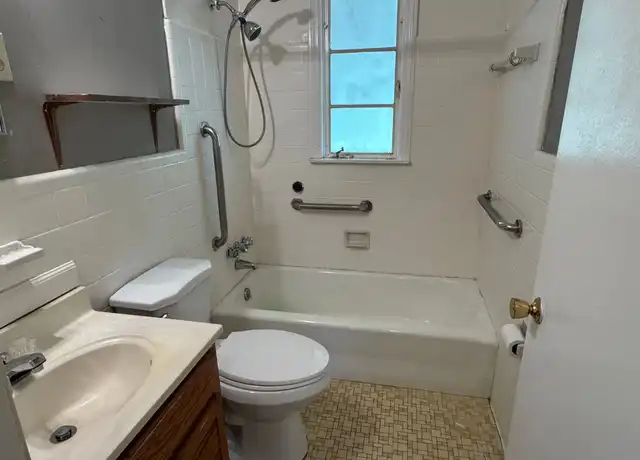Property at 1271 Whitewater Rd, Memphis, TN, 38117, 4 beds, 2.5 baths, [object Object]
