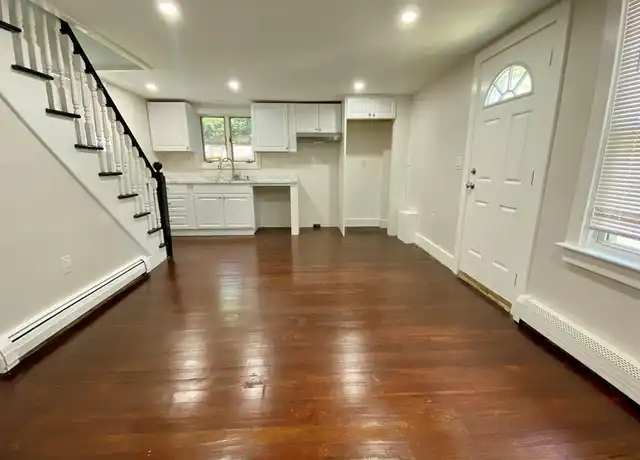 Property at 14 S Baptist St, Newport, RI, 02840, 3 beds, 2 baths, [object Object]