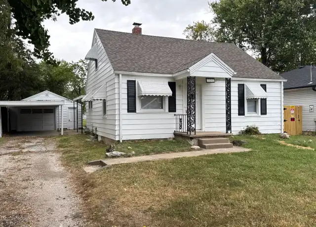 Property at 2229 W Olive St, Springfield, MO, 65802, 3 beds, 2 baths, [object Object]