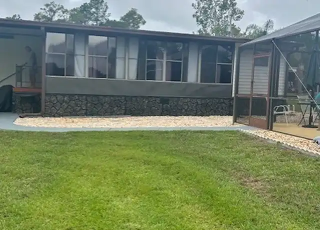 Property at 1071 E Woodpecker Ln, Hernando, FL, 34442, 3 beds, 2 baths, [object Object]