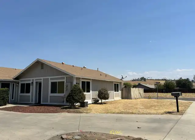 Property at 900 La Vida Ln Unit 900 LaVida A, Porterville, CA, 93257, 2 beds, 1 bath, [object Object]