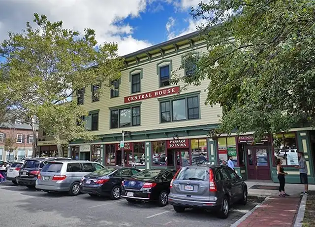 Property at 155 Washington St Unit 202, Salem, MA, 01970, 2 beds, 1 bath, [object Object]