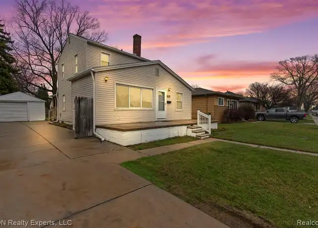 Property at 21923 Grand Lake St, Saint Clair Shores, MI, 48080, 3 beds, 2.5 baths, [object Object]