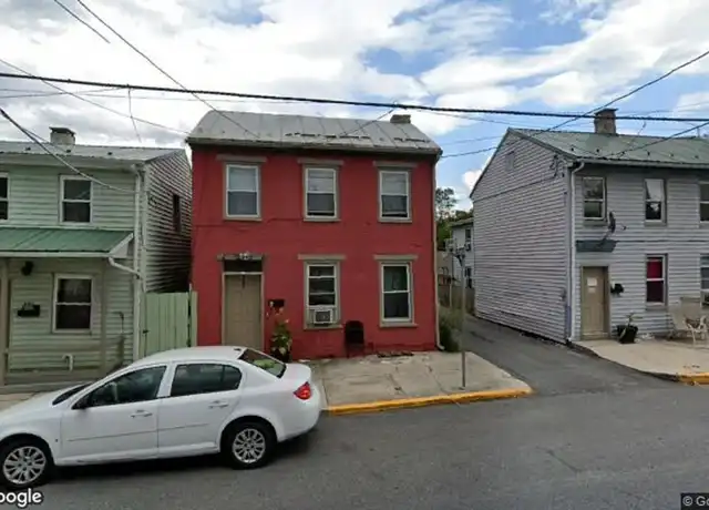 Property at 149 N West St Unit 149, Carlisle, PA, 17013, 3 beds, 1 bath, [object Object]