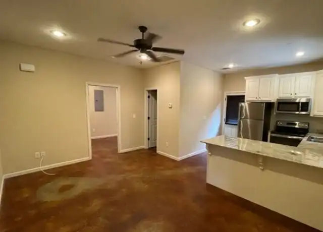 Property at 400 Riley Cv, Oxford, MS, 38655, 1 bed, 1 bath, [object Object]