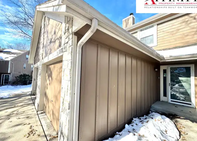 Property at 1378 NW Jefferson Ct Unit 1, Blue Springs, MO, 64015, 2 beds, 1.5 baths, [object Object]