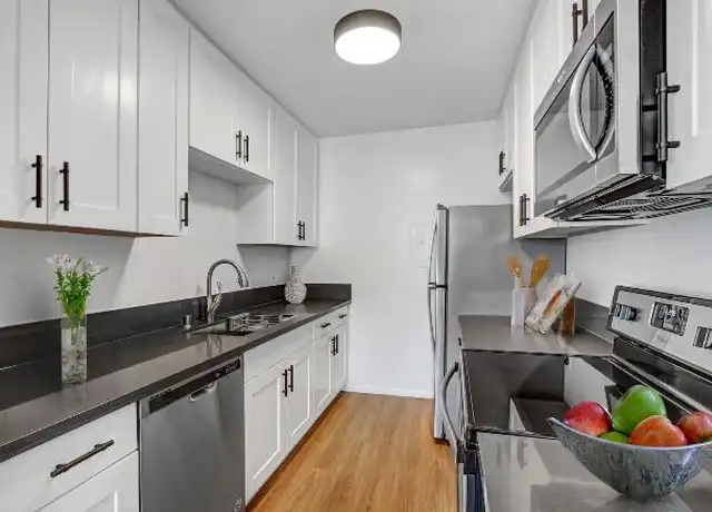 Property at 4151 Arch Dr, Studio City, CA, 91604, 0 beds, 1 bath, [object Object]