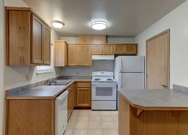 Property at M0833 Arbor Terrace Condo's - 1661 W Cemetery Rd, Oak Harbor, WA, 98277, 2 beds, 1 bath, [object Object]