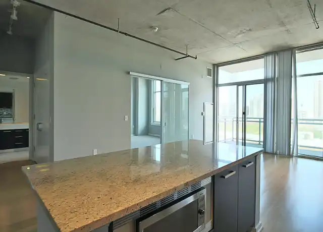 Property at 152 W Roosevelt Rd, Chicago, IL, 60605, 1 bed, 1 bath, [object Object]