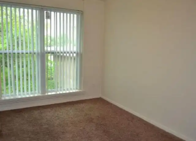 Property at 9211 N Council Rd, Oklahoma City, OK, 73132, 1 bed, 1 bath, [object Object]