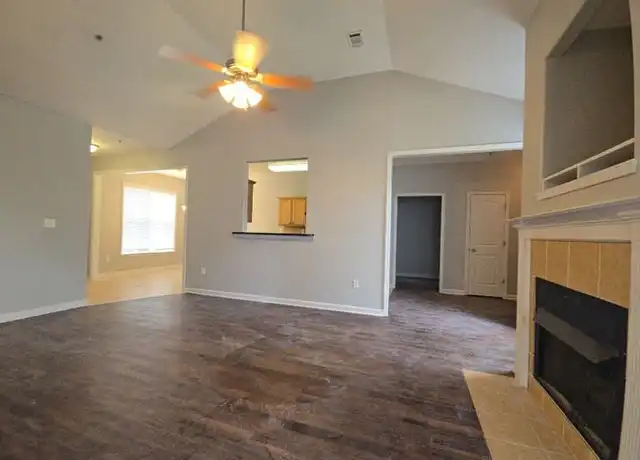 Property at 8824 Glen Cir, Olive Branch, MS, 38654, 3 beds, 2 baths, [object Object]