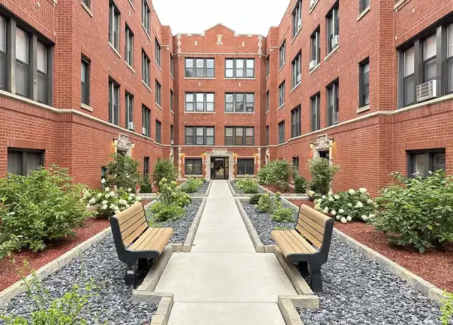 Property at 3932 N Janssen Ave Unit W3, Chicago, IL, 60613, 2 beds, 2 baths, [object Object]