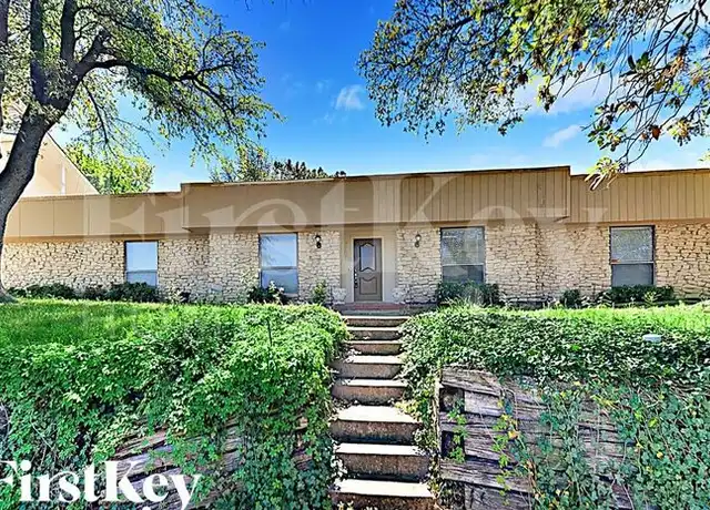 Property at 7701 Skylake Dr, Fort Worth, TX, 76179, 4 beds, 2 baths, [object Object]