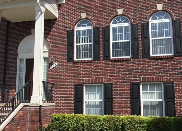Property at 795 Red Run Dr, Troy, MI, 48085, 3 beds, 3.5 baths, [object Object]