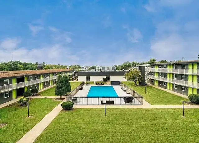Property at Hillside Crossing Apartments - 717 Spence Ln, Nashville, TN, 37217, 0 beds, 1 bath, [object Object]